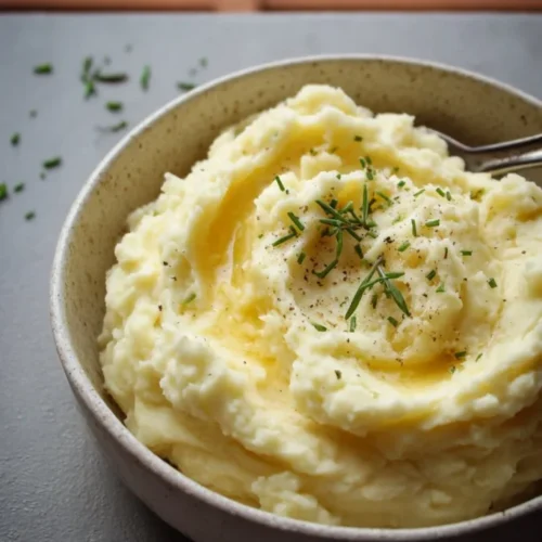 Simple creamy mashed potatoes 2026 02 18 185933 683x1024