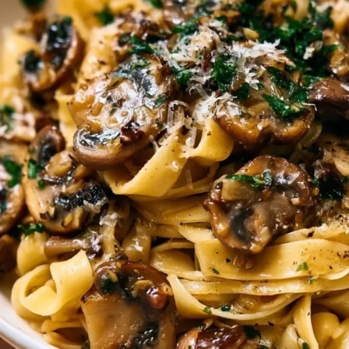 garlic mushroom pasta 2026 09 19 172556 683x1024 1
